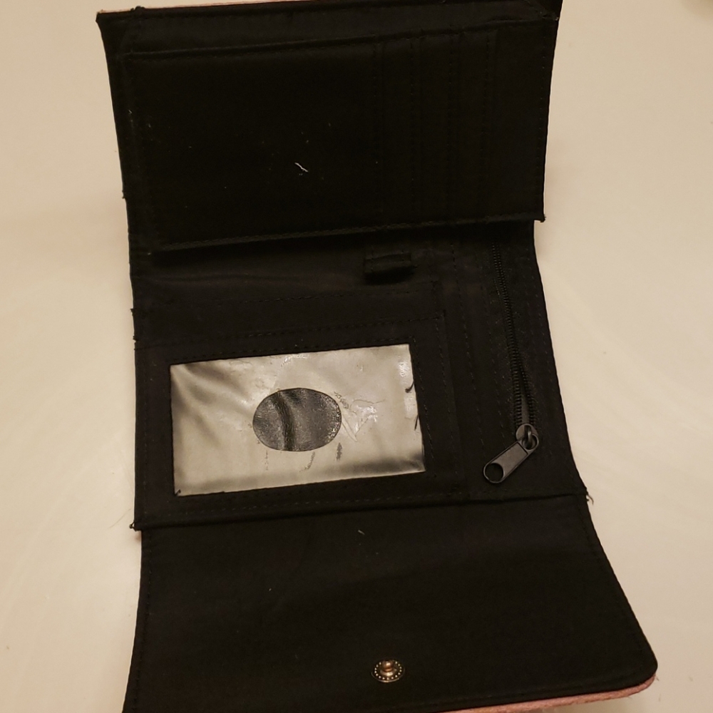 Wallet - Picture 6 of 10